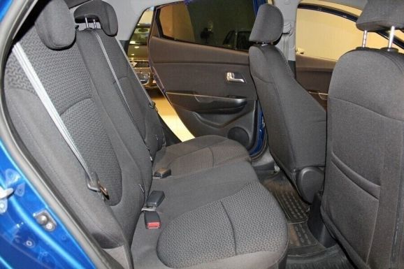 Kia Rio, 1.6 л, АТ, 2011 фото 1