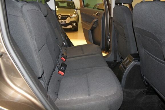 Skoda Yeti, 1.2 л, Робот, 2013 фото 8