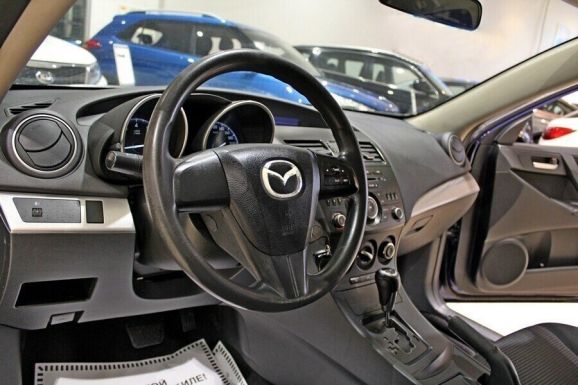 Mazda 3, 1.6 л, АТ, 2013 фото 1
