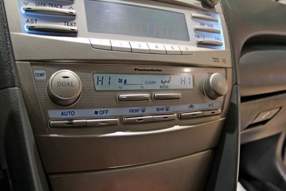 Toyota Camry, 2.4 л, АТ, 2010 фото 2