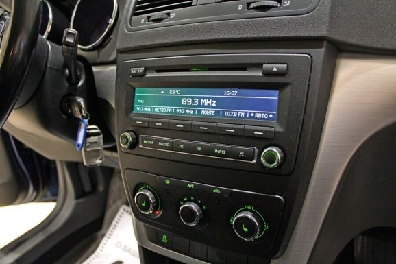 Skoda Yeti, 1.4 л, Робот, 2014 фото 10