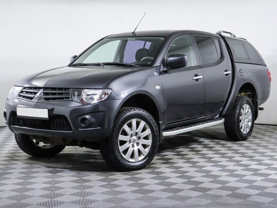 Mitsubishi L200, 2.5 л, МТ, 2013 фото 3