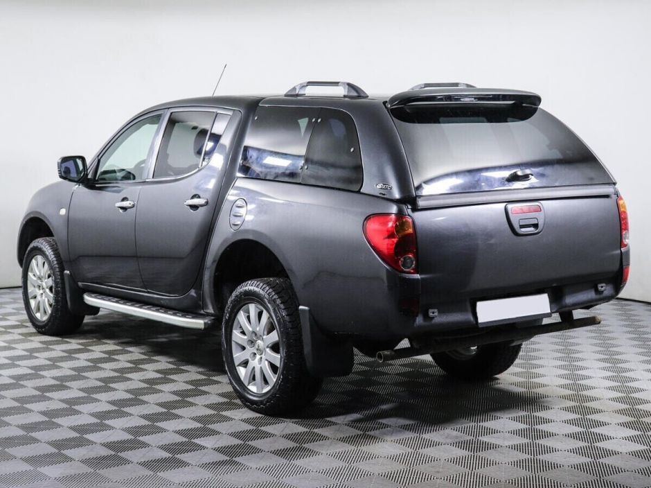 Mitsubishi L200, 2.5 л, МТ, 2013 фото 6
