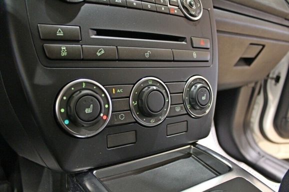 Land Rover Freelander, 2.2 л, АТ, 2012 фото 2