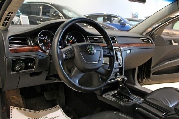 Skoda Superb, 1.8 л, АТ, 2010 фото 10