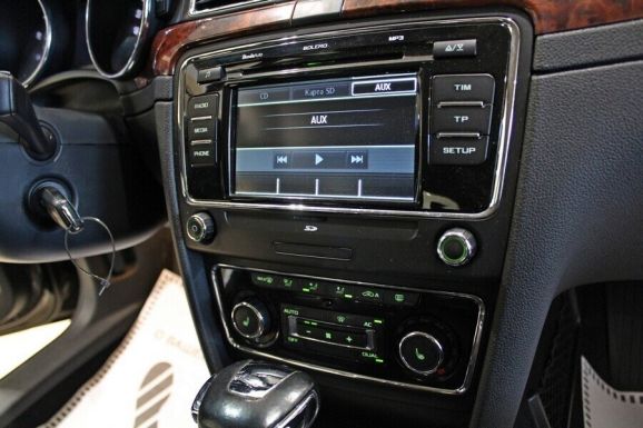 Skoda Superb, 1.8 л, АТ, 2010 фото 2