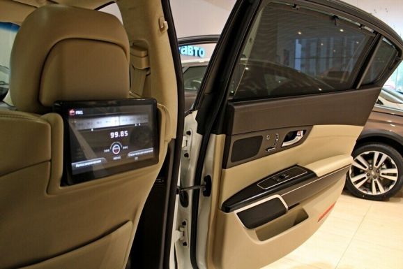 Kia Quoris, 3.8 л, АТ, 2013 фото 1