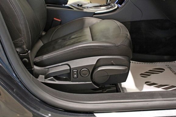 Opel Insignia, 2.0 л, АТ, 2012 фото 9