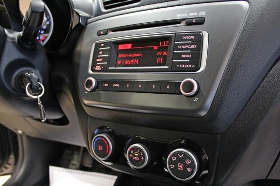 Kia Rio, 1.6 л, МТ, 2015 фото 2