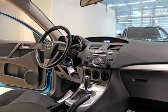 Mazda 3, 1.6 л, АТ, 2012 фото 4