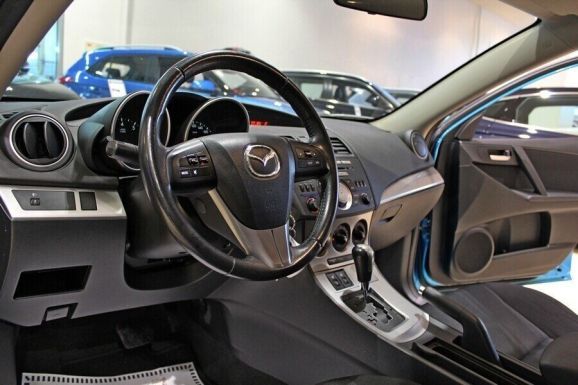 Mazda 3, 1.6 л, АТ, 2012 фото 1