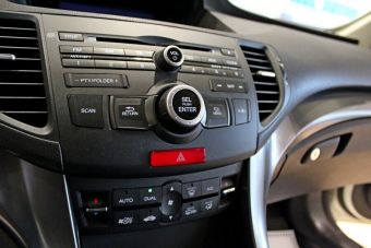 Honda Accord, 2.0 л, АКПП, 2012 фото 1