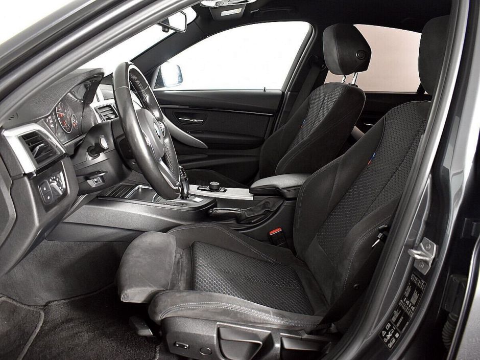 BMW 3 серии, 2.0 л, АТ, 2017 фото 5