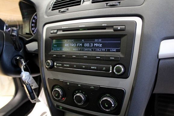 Skoda Octavia, 1.6 л, МТ, 2013 фото 8