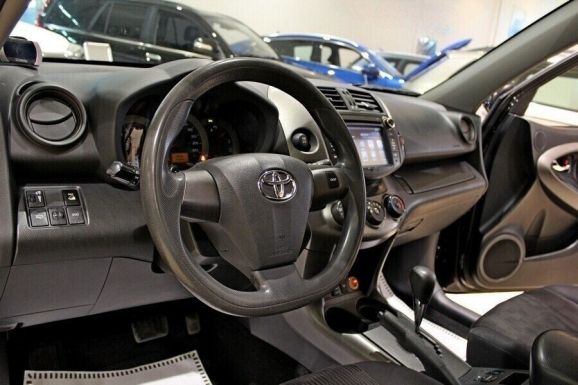 Toyota RAV4, 2.0 л, Вариатор, 2010 фото 10