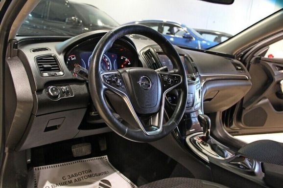 Opel Insignia, 1.6 л, АТ, 2015 фото 12