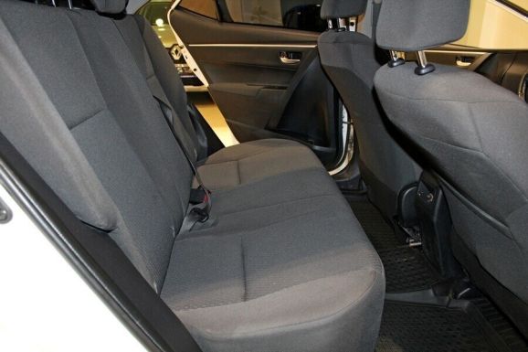 Toyota Corolla, 1.6 л, Вариатор, 2018 фото 8