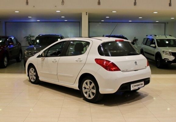 Peugeot 308, 1.6 л, АТ, 2011 фото 5