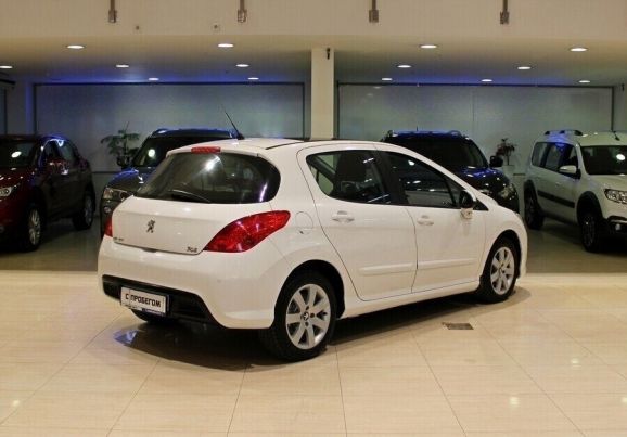 Peugeot 308, 1.6 л, АТ, 2011 фото 6