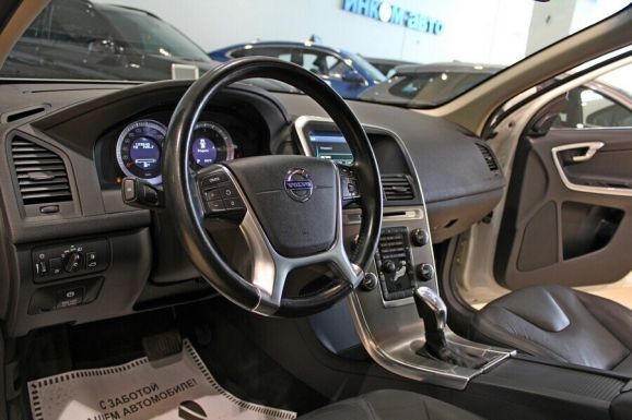 Volvo XC60, 2.4 л, АТ, 2013 фото 7