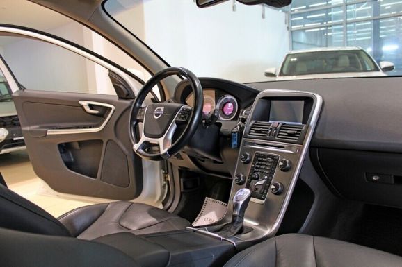 Volvo XC60, 2.4 л, АТ, 2013 фото 11