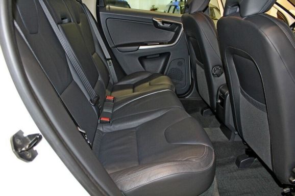 Volvo XC60, 2.4 л, АТ, 2013 фото 1