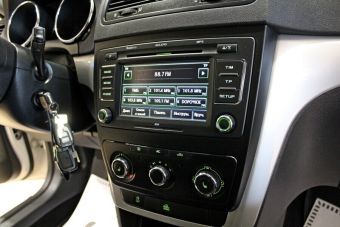 Skoda Yeti, 1.8 л, РКПП, 2013 фото 9