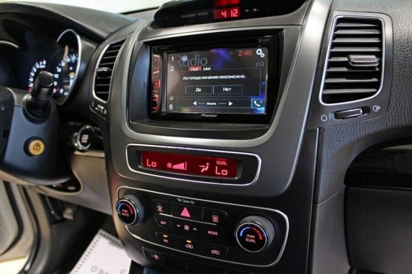 Kia Sorento, 2.4 л, АТ, 2012 фото 11