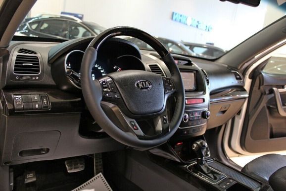 Kia Sorento, 2.4 л, АТ, 2012 фото 13