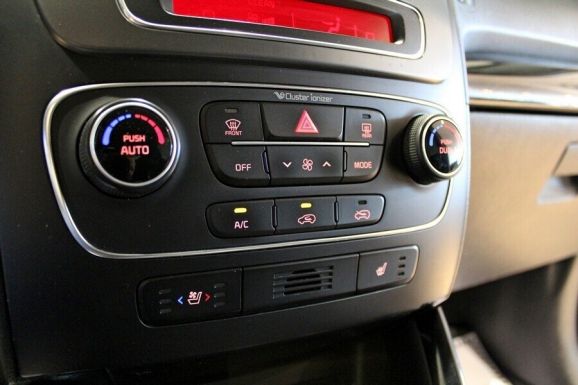 Kia Sorento, 2.0 л, АТ, 2012 фото 1