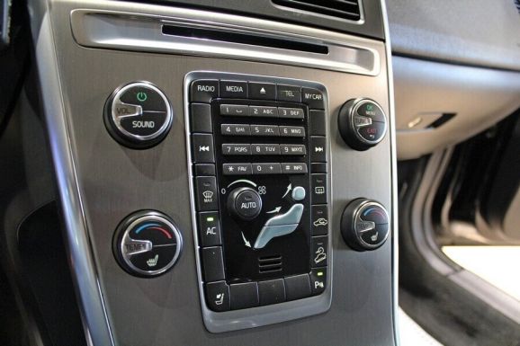 Volvo XC60, 2.4 л, АТ, 2013 фото 2