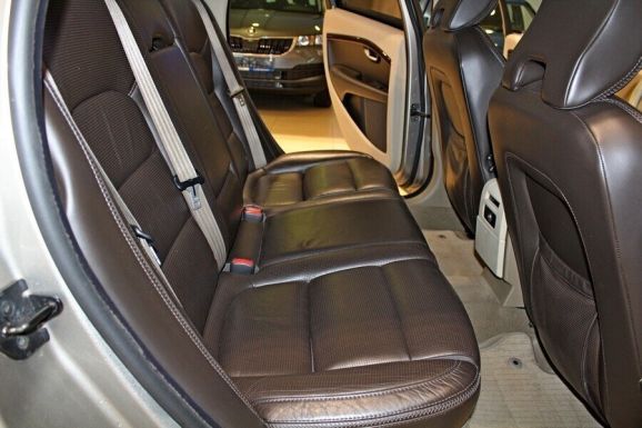 Volvo XC70, 2.4 л, АТ, 2009 фото 8