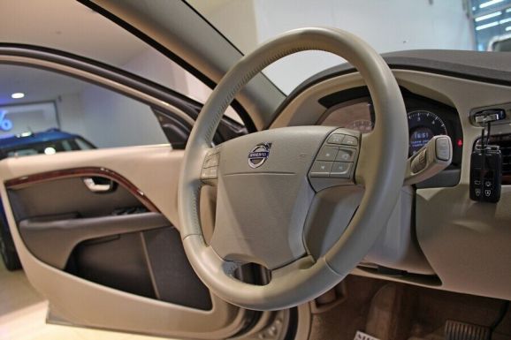 Volvo XC70, 2.4 л, АТ, 2009 фото 12