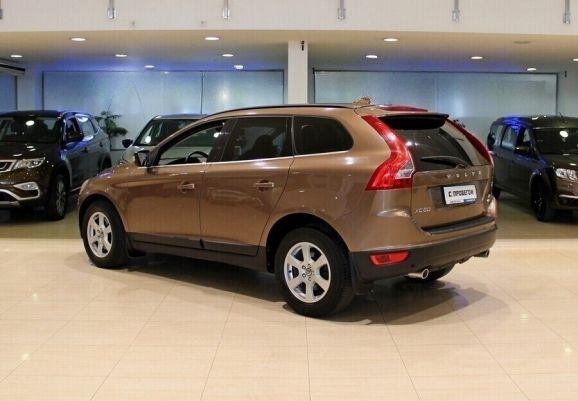 Volvo XC60, 2.4 л, АТ, 2012 фото 6