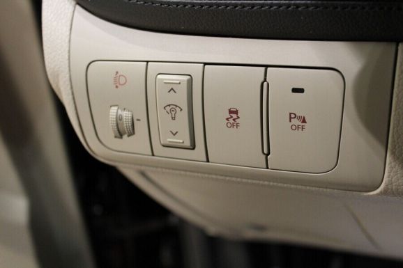 Kia Optima, 2.0 л, АТ, 2012 фото 2