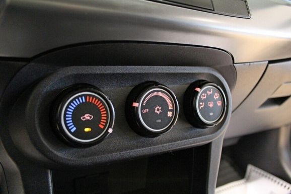 Mitsubishi Lancer, 1.5 л, МТ, 2011 фото 1