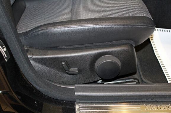 Mercedes-Benz C-Класс, 1.8 л, АТ, 2012 фото 2