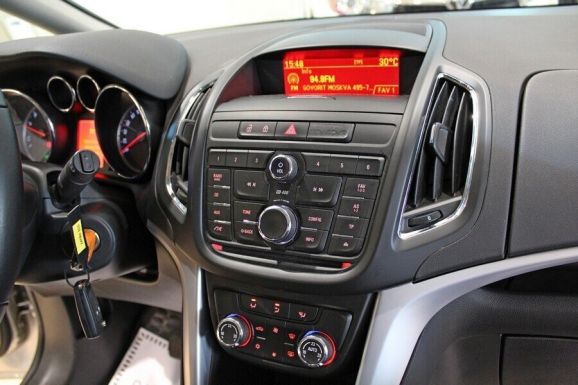 Opel Zafira, 1.4 л, МТ, 2013 фото 9