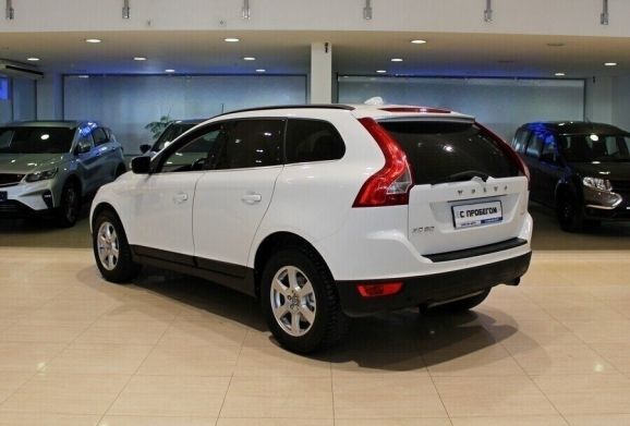 Volvo XC60, 2.0 л, Робот, 2012 фото 6
