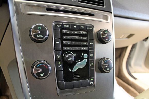 Volvo XC60, 2.0 л, Робот, 2012 фото 11