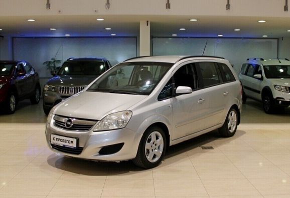 Opel Zafira, 1.8 л, Робот, 2010 фото 3