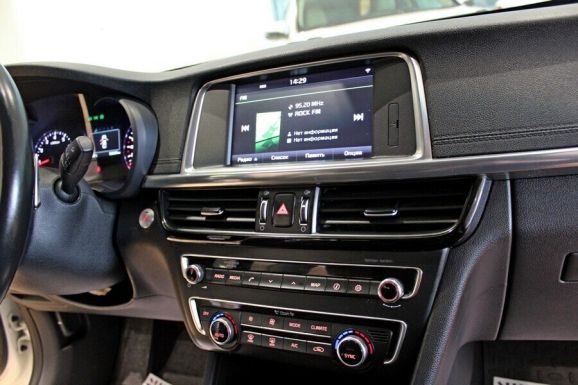 Kia Optima, 2.0 л, АТ, 2016 фото 9