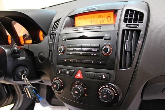 Kia Ceed, 1.6 л, АТ, 2008 фото 9