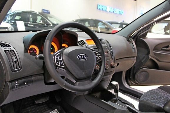 Kia Ceed, 1.6 л, АТ, 2008 фото 2