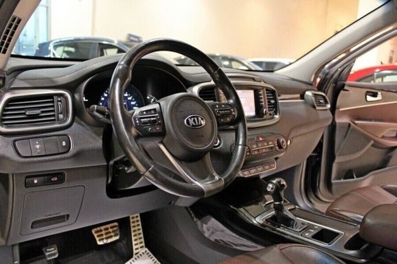 Kia Sorento, 2.2 л, АТ, 2016 фото 12