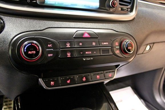 Kia Sorento, 2.2 л, АТ, 2016 фото 1