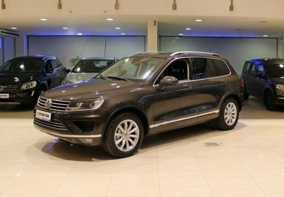Volkswagen Touareg, 3.0 л, АТ, 2015 фото 3