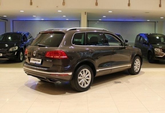 Volkswagen Touareg, 3.0 л, АТ, 2015 фото 6