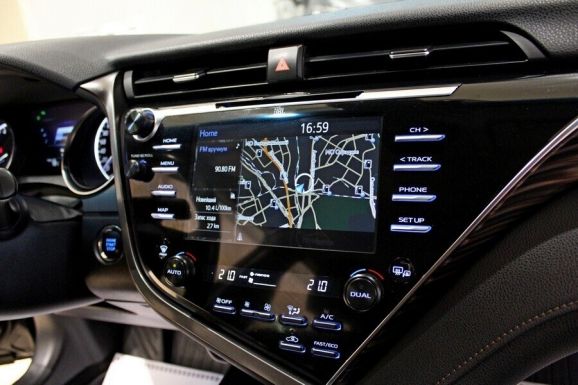 Toyota Camry, 2.5 л, АТ, 2021 фото 9