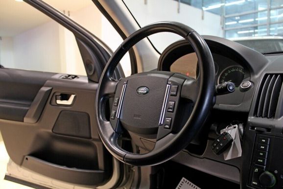 Land Rover Freelander, 2.2 л, АТ, 2011 фото 8